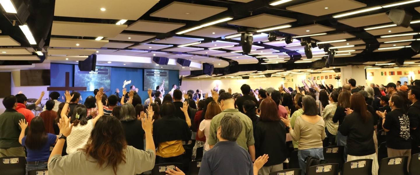 The church community at Victory Ortigas worshiping together